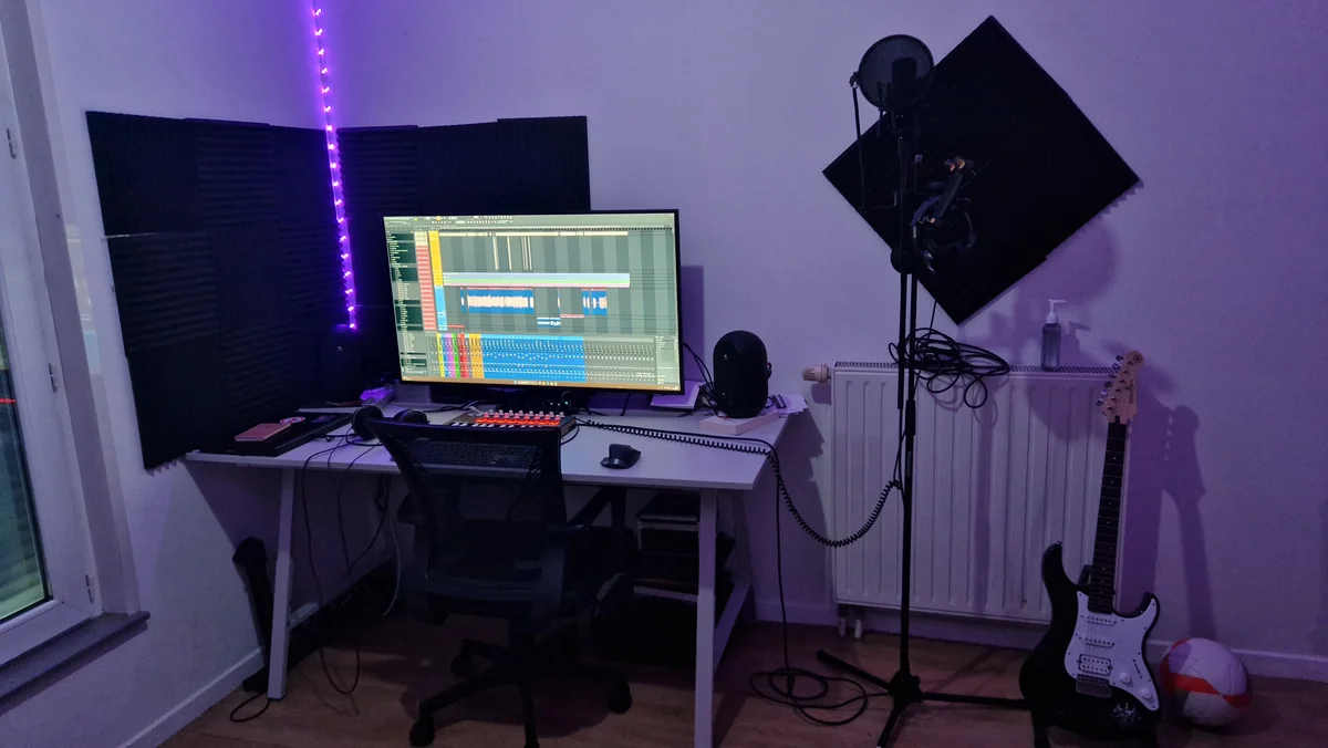 Studio MycroNova Studio 🎙 - Image 1