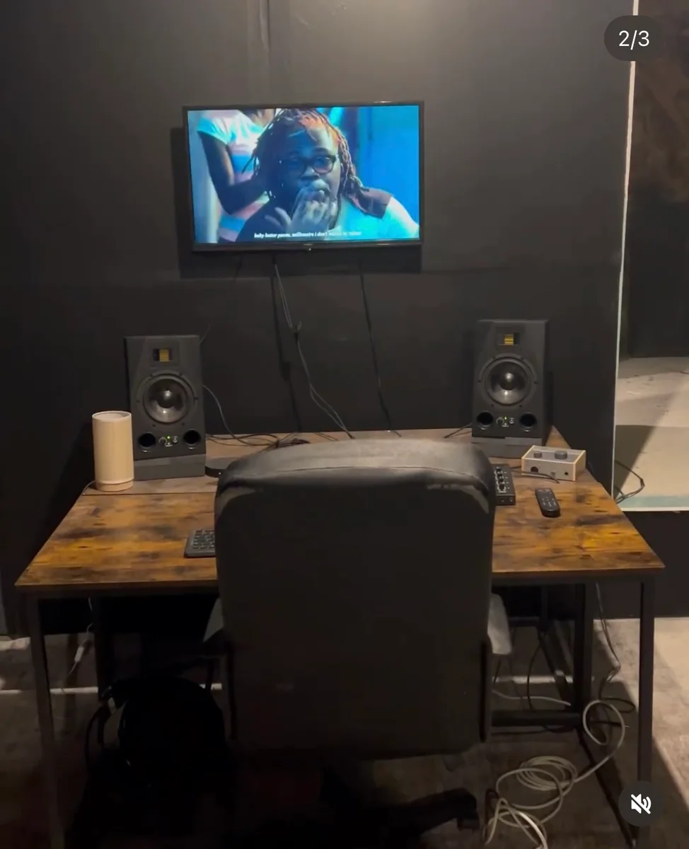 Studio LabStudio - Image 2