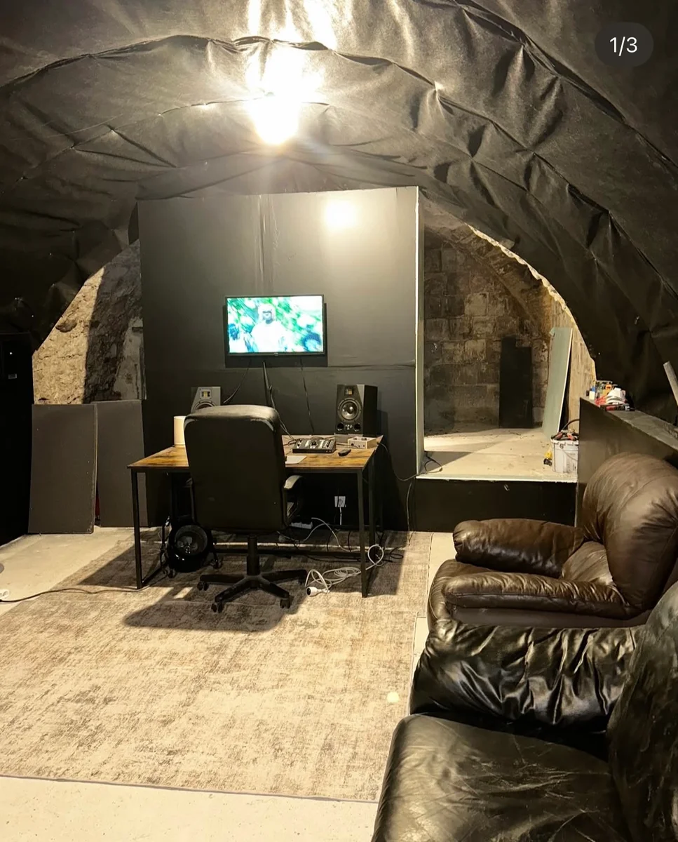Studio LabStudio - Image 1